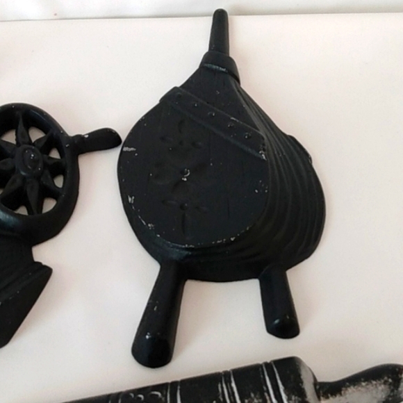 Midwest cast metal Vintage kitchen wall decor plaques - Picture 5 of 14